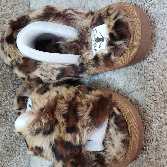 Cheetah furry slippers open toe Corkys Slumber NIB Size 7,8 And 10 - Picture 6 of 6
